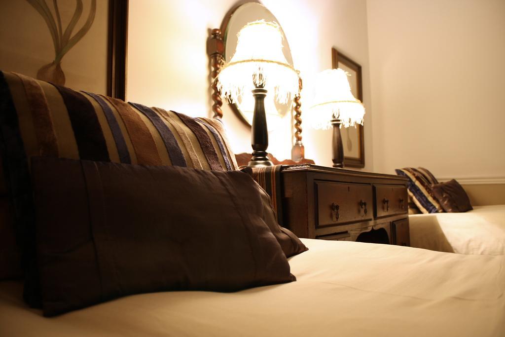 Lemon & Lime Guesthouse Bloemfontein Værelse billede