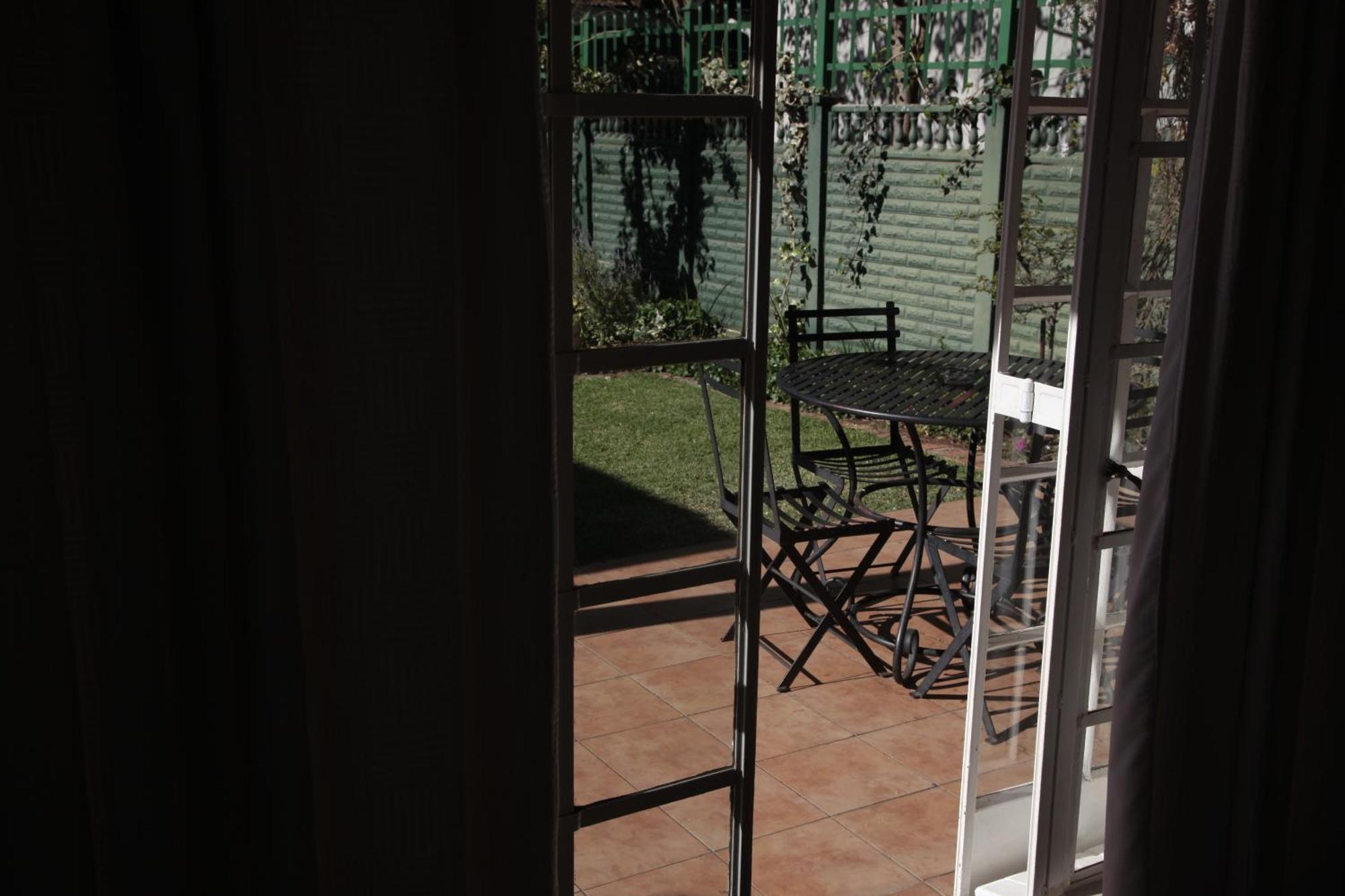 Lemon & Lime Guesthouse Bloemfontein Værelse billede